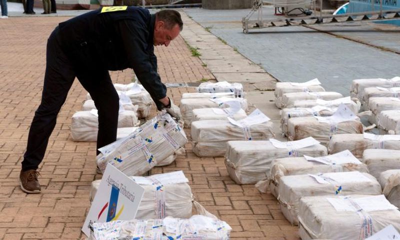 Cocaine trafficking is being facilitated by a "potential 'Uberisation'" of the drugs trade, the report says