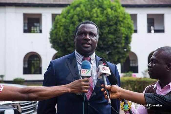 Armed robbers attack Deputy Education Minister’s convoy