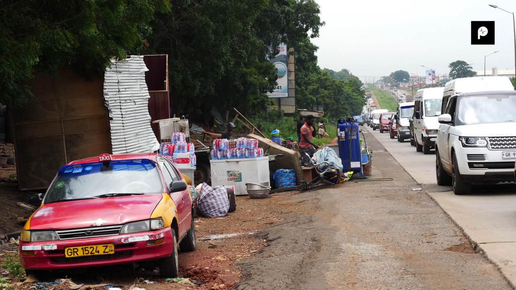 Slums on the motorway demolished