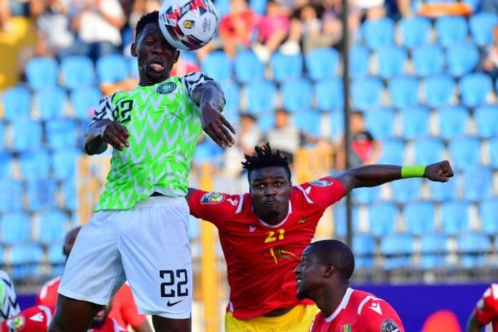 Kenneth Omeruo (L) scored the goal that sent Nigeria through to the knockout phase in Egypt