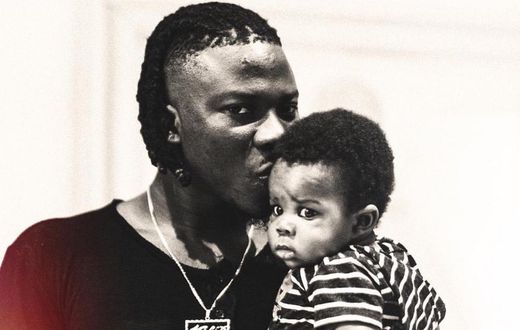 Stonebwoy and son