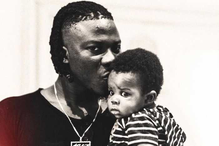 Stonebwoy and son
