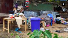 Slums on the motorway demolished