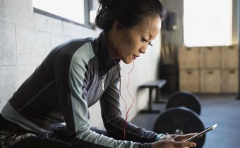 What Do Online Personal Trainers Do?