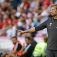 Liverpool manager Jurgen Klopp says his players must learn to cope with the pressure of being European champions