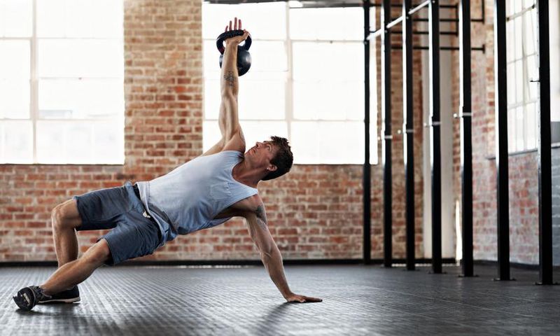 The 6 Moves Will Send Your Abs to Kettlehell
