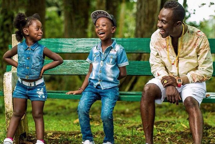 Ghanaian musician, Okyeame Kwame and his kids