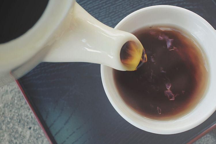 7 Bedtime Beverages That Can Help You Lose Weight