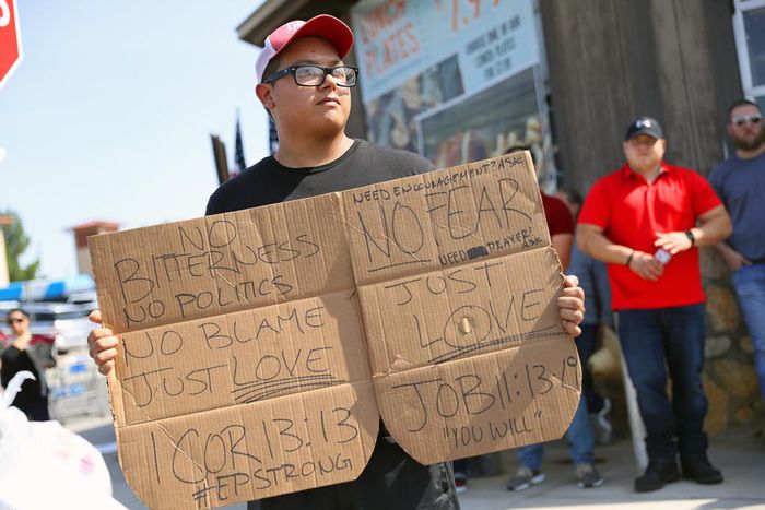 Trump Visits the Grieving, and Stokes Divisions