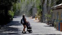 Sprawling 'heat dome' brings health warnings and withering humidity