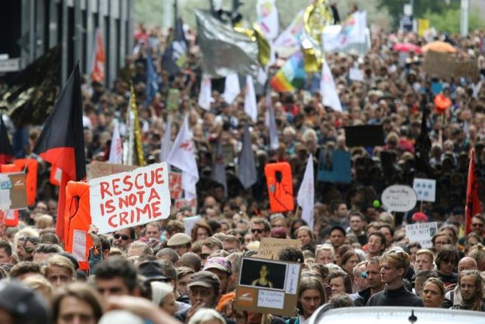 The arrest of captain Carola Rackete sparked protests and an online campaign that raised more than 1.4 million euros in a few days to pay her legal fees and allow the German NGO to continue operating