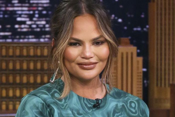 Chrissy Teigen Sent To Hospital By Hot Wings