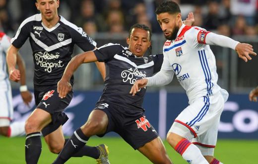 Jules Kounde (C) has already represented France at under-20 level