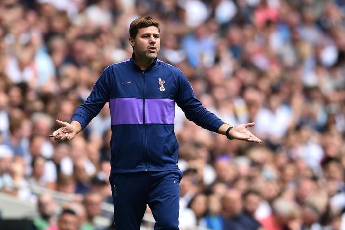 Tottenham manager Mauricio Pochettino is unhappy with England's transfer window closing before elsewhere in Europe