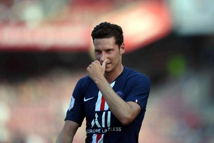 Paris Saint-Germain's German midfielder Julian Draxler says he hope's the team's big-name stars can put away their egos this season