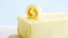 Dr. Pimple Popper Pops Juicy Steatocystomas