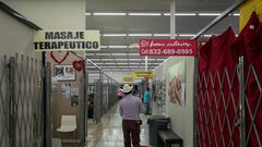 ICE Plan Unfolds, With Late Switch From Wide Sweep to Targeted Raids