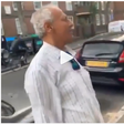 Video of white old man speaking fluent Twi on the streets in London is amazing
