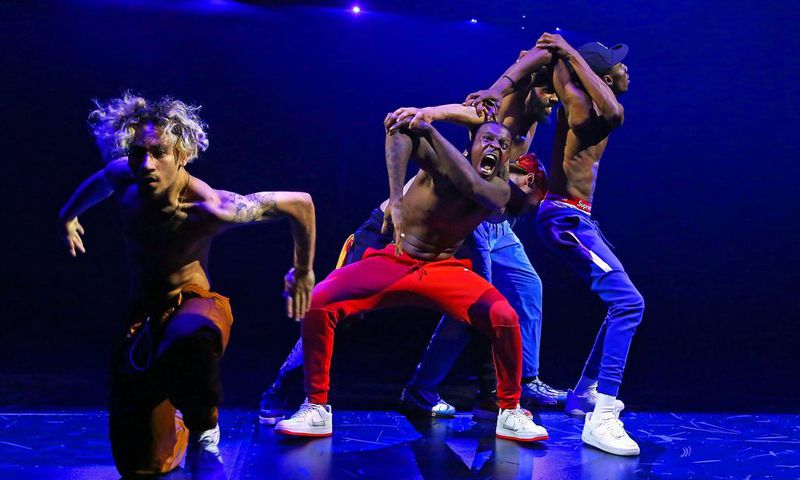 'Maze' Review: Virtuoso Street Dance Sends Blurry Message