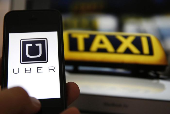 DVLA to roll out new regulations for Uber, Taxify