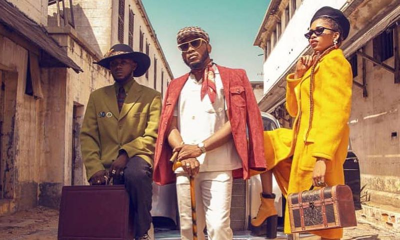 Nana Boroo in Fine Boy music video