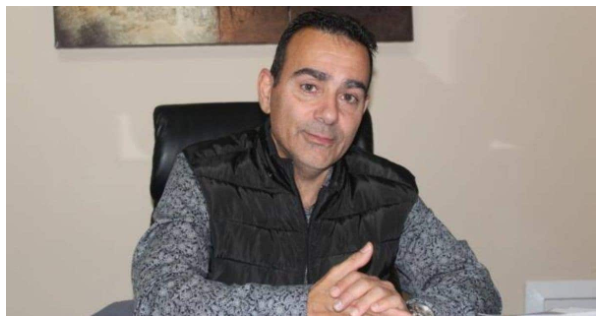 Meet the kind medical doctor who doesn’t charge his patients for treatments, but preaches them