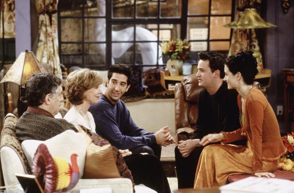 18 Best 'Friends' Episodes You NEED To Watch