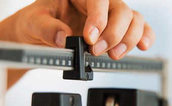 Weighing Yourself Every Day Can Help You Slim Down