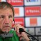 Stuart Baxter and South Africa scraped through to the last 16 in the final qualifying spot