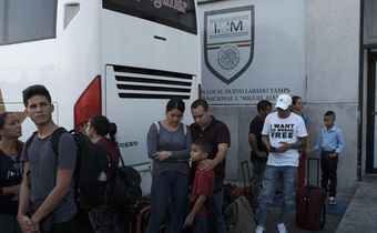 U.S. Can Block Migrants Seeking Asylum, but Only in Some States, Appeals Court Rules