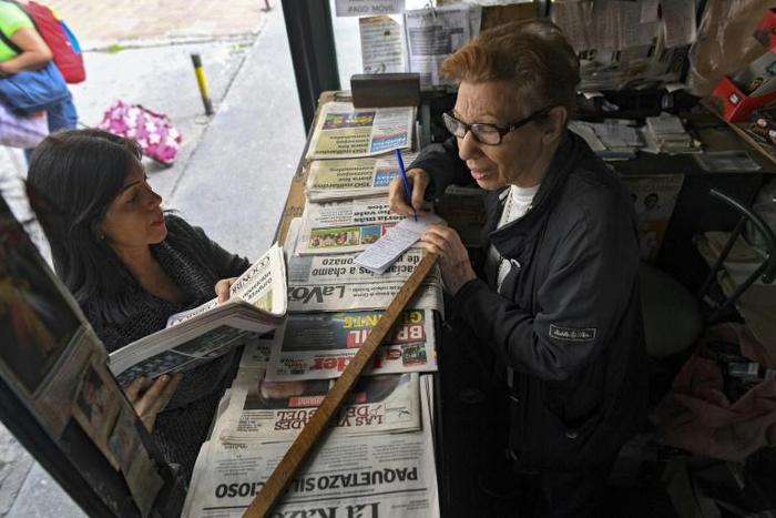Venezuela used to have dozens of newspapers in circulation but most have closed since the economic crisis kicked in and the government started controlling paper distribution