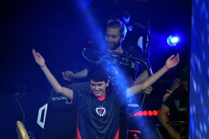 American Kyle Giersdorf, alias 'Bugha', is the first Fortnite world champion in the solo division