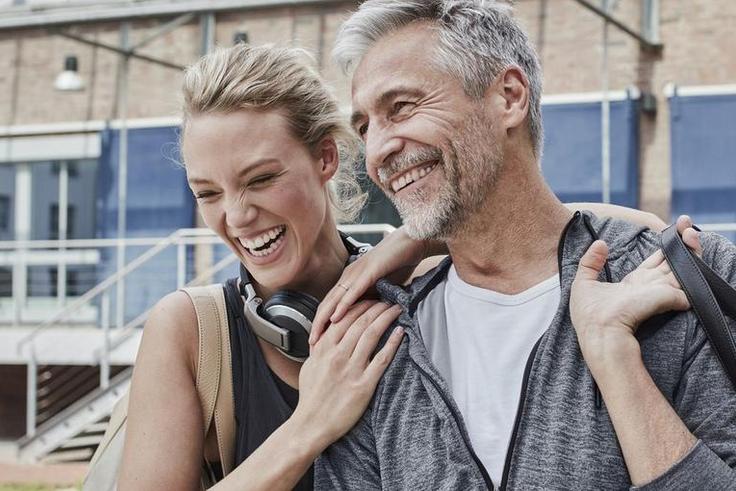 How Couples with 10+ Year Age Gap Make It Work