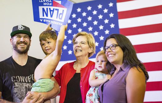 Warren's Campaign Receives 1 Million Donations, Hitting Milestone