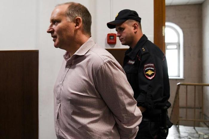 A Moscow court refused to free French banker Philippe Delpal who is in jail pending trial on fraud charges