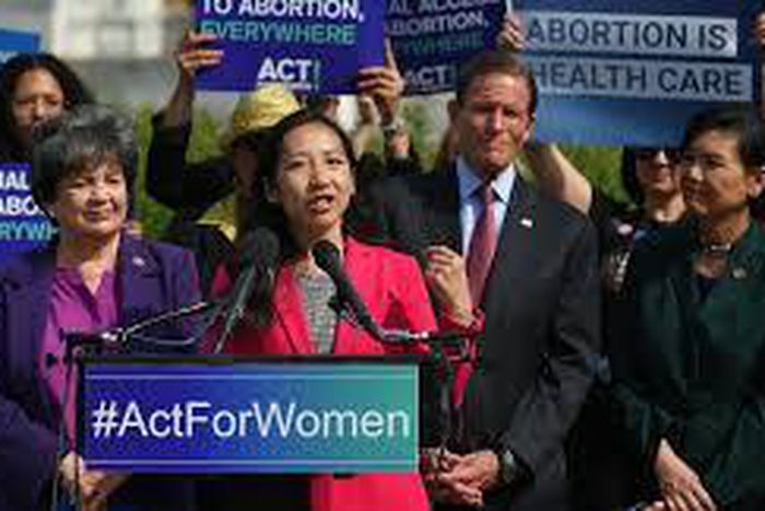 A messy exit leaves planned parenthood at a philosophical crossroads