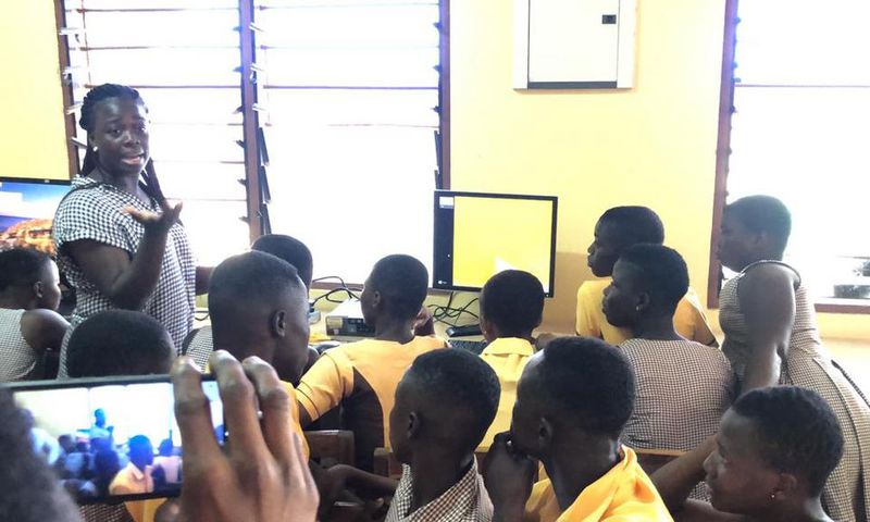 Good samaritan donates computers to Volta region’s community where women don’t give birth