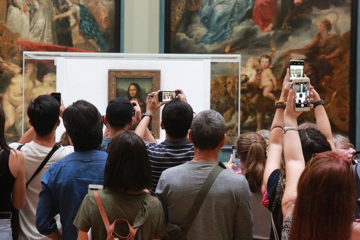 Want to See the Mona Lisa? Get in Line