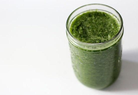 The glowing green smoothie