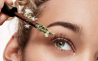 11 Best Natural Mascaras for Amazing Lashes