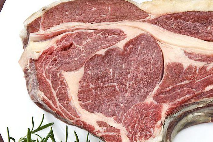 Is it OK to Eat Raw Meat?