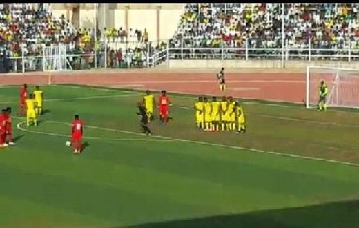 Godfred Asiamah free kick