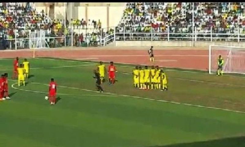 Godfred Asiamah free kick