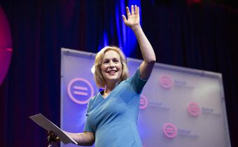 Gillibrand Accuses Unnamed Democratic Rivals of Not Supporting Women Working 'Outside the Home'