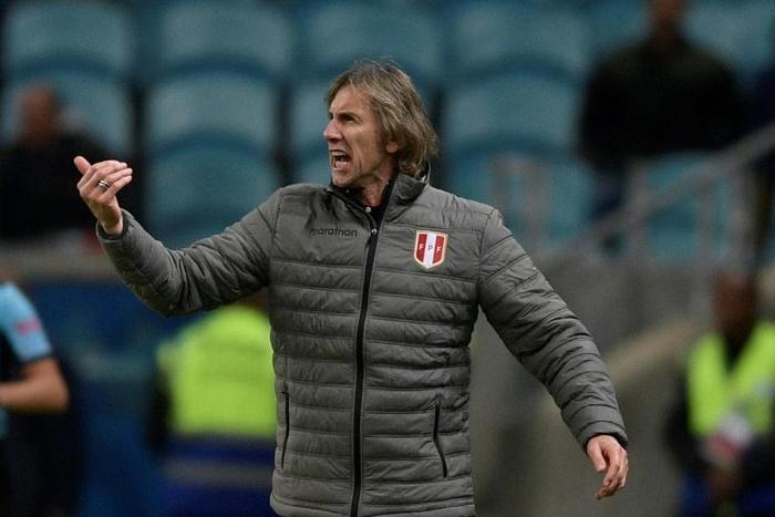Peru's Argentine coach Ricardo Gareca says his players have answered their critics with the way they bounced back from the 5-0 defeat to Brazil