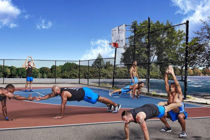 This 4-Week Bodyweight Program Pushes You Limits