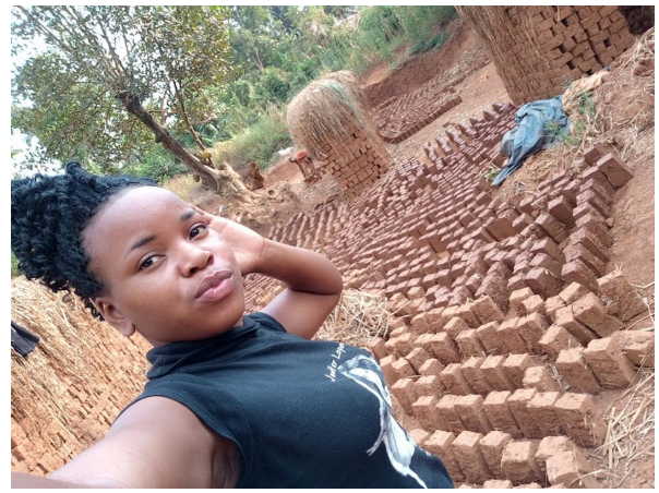 Pretty but deprived journalism student makes bricks to cater for her education