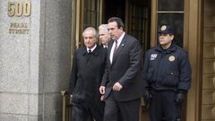 Madoff Asks Trump to Commute His 150-year Sentence