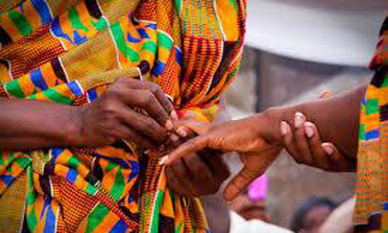 Groom dies mysteriously at his wedding in the central region just after dancing with bride