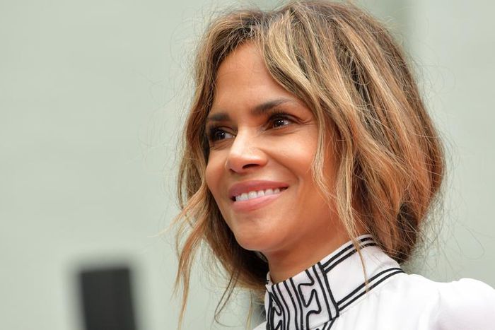 Halle Berry Talks Keto FAQs On Instsagram
